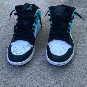 Jordan 1 Tropical Twist Igloo